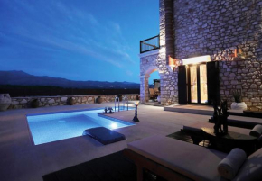 Deluxe Villa Lacasa 2 With Private Swimming Pool